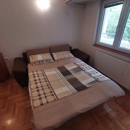 דירות סקופיה Zagrebska Flat מראה חיצוני תמונה